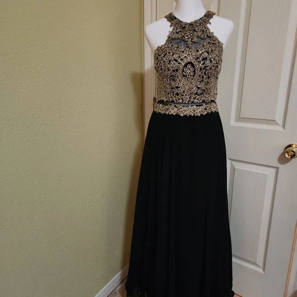 Cindy Collection U.S.A | Dresses | Black With Gold Dress | Poshmark Cindy Collection U.S.A | Dresses | Black With Gold Dress | Poshmark